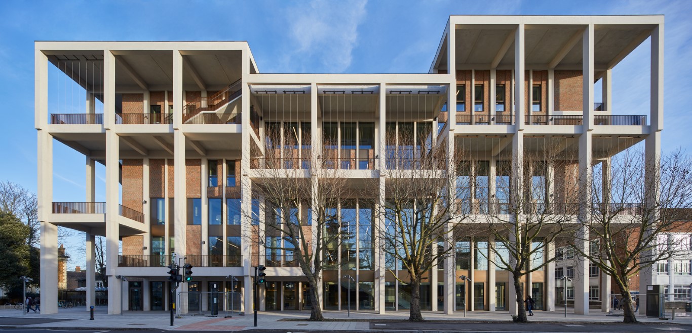 Town Houses universidad kingstone Yvonne Farrell y Shelley McNamara 21 arquitectas enteurbano